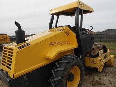 Compactadora Vibratoria Bomag BW177PDH importada en buenas condic Ref.: 1418419293446532 No. 4