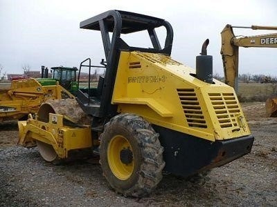 Compactadora Vibratoria Bomag BW177PDH