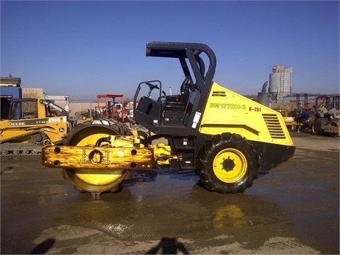 Compactadora Vibratoria Bomag BW177PDH