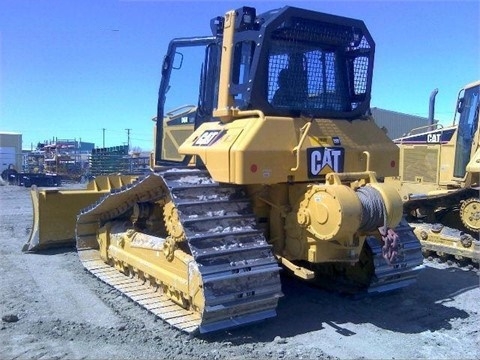 Tractores Sobre Orugas Caterpillar D6N en venta, usada Ref.: 1418785997205677 No. 2