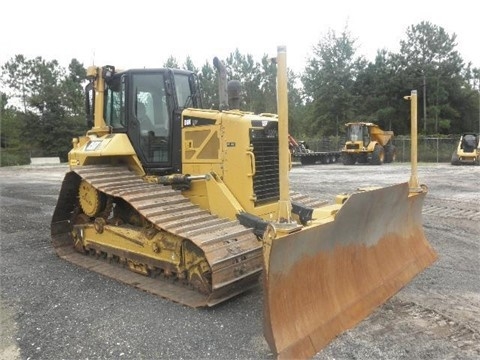 Dozers/tracks Caterpillar D6N