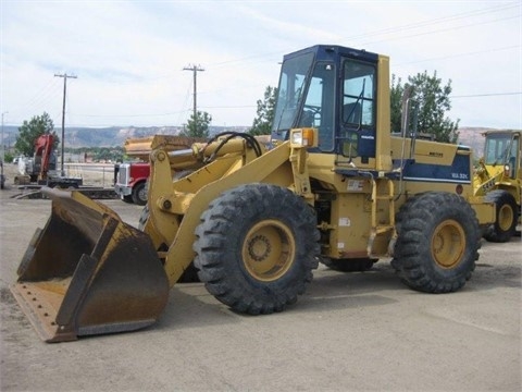 Cargadoras Sobre Ruedas Komatsu WA320 usada a buen precio Ref.: 1419383672881082 No. 4