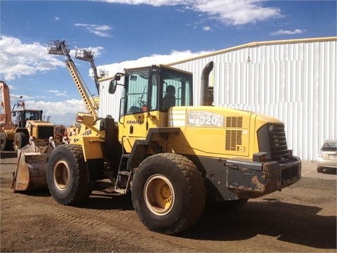 Cargadoras Sobre Ruedas Komatsu WA320