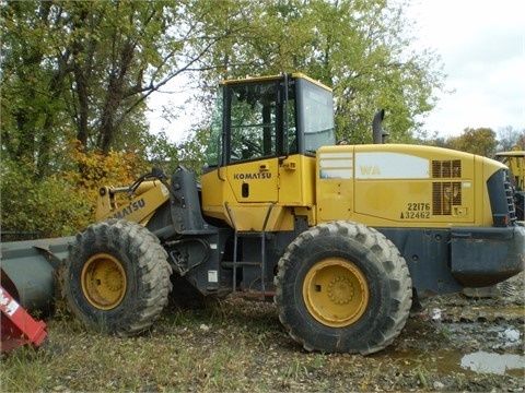 Cargadoras Sobre Ruedas Komatsu WA320