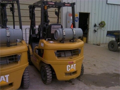 Montacargas Caterpillar P5000 usada en buen estado Ref.: 1419448328508617 No. 4