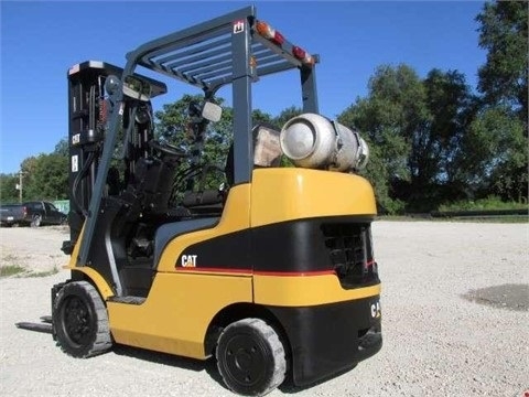 Montacargas Caterpillar C5000