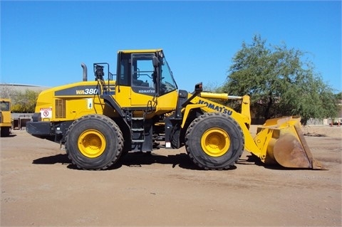 Cargadoras Sobre Ruedas Komatsu WA380