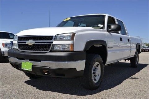 Camionetas Chevrolet 2500 4X4 de medio uso en venta Ref.: 1420226966807723 No. 2