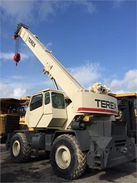 Gruas Terex RT230