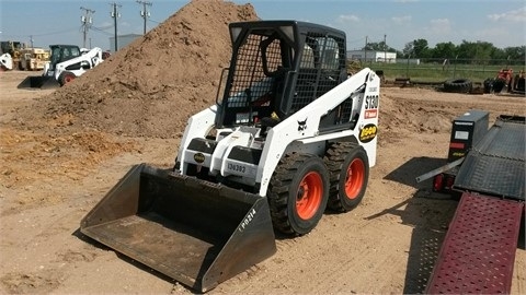 Minicargadores Bobcat S130