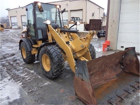 Cargadoras Sobre Ruedas Caterpillar 908H