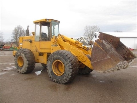 Cargadoras Sobre Ruedas Deere 644D