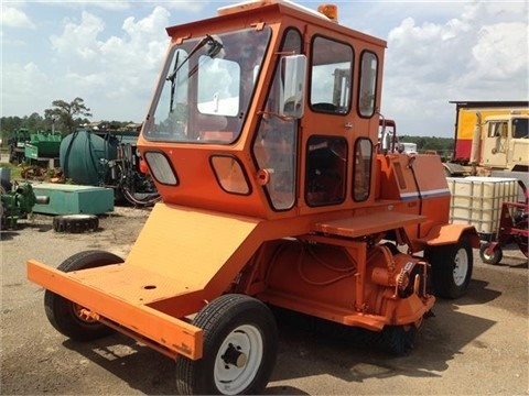 Sweeper Broce RJ300