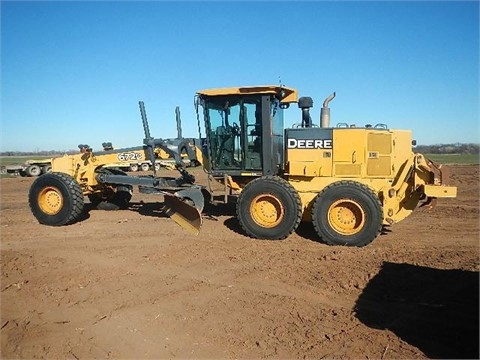 Motoconformadoras Deere 672D seminueva en venta Ref.: 1423166064599767 No. 2