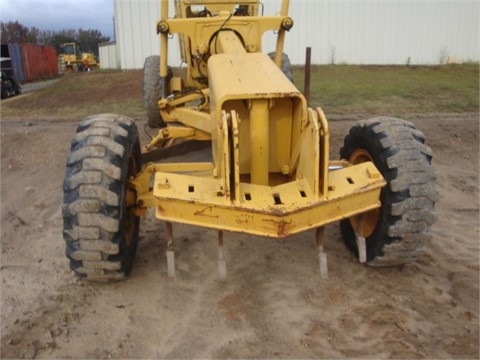 Motoconformadoras Deere 570A