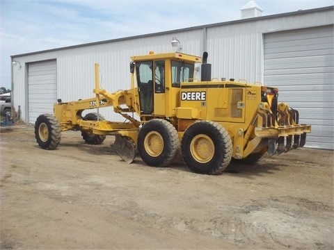 Motoconformadoras Deere 770CH