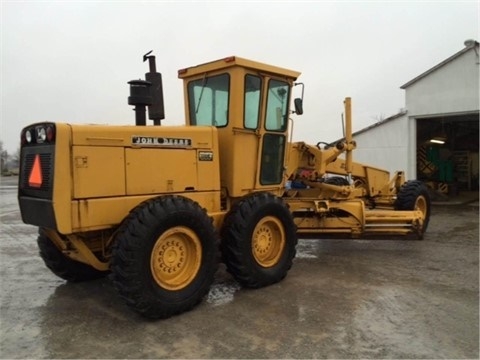 Motoconformadoras Deere 770A