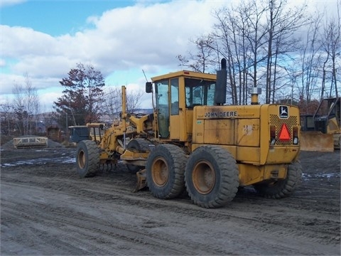 Motoconformadoras Deere 772BH