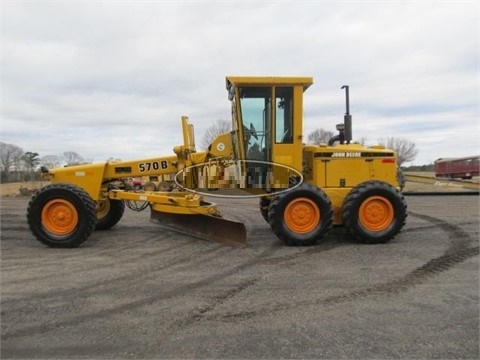 Motoconformadoras Deere 570B