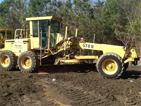 Motoconformadoras Deere 570B de bajo costo Ref.: 1425691810671467 No. 4