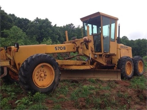 Motoconformadoras Deere 570B