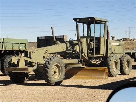 Motoconformadoras Deere 670