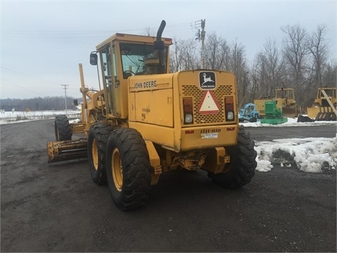 Motoconformadoras Deere 670B