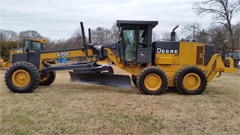 Motoconformadoras Deere 670C de bajo costo Ref.: 1425756222506038 No. 4