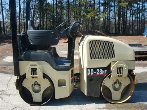 Compactadora Vibratoria Ingersoll-rand DD28HF