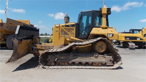 Dozers/tracks Caterpillar D6N