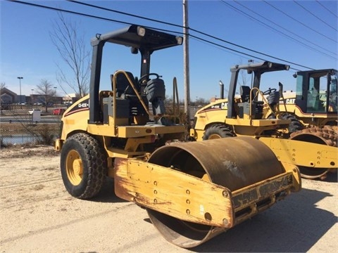 Compactadora Vibratoria Caterpillar CS-423E