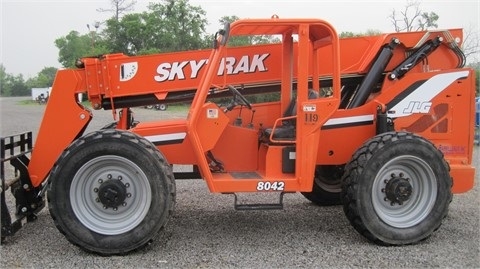 Manipulador Telescopico Sky Trak 8042