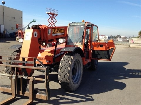 Manipulador Telescopico Sky Trak 8042