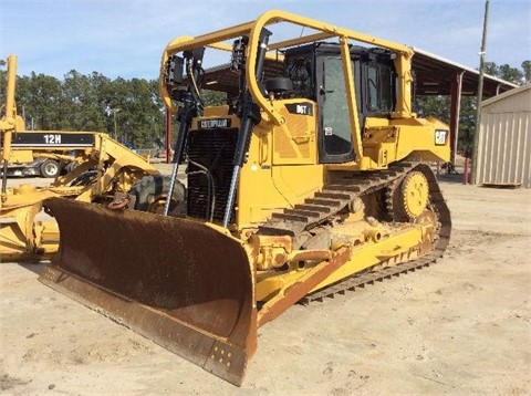Dozers/tracks Caterpillar D6T