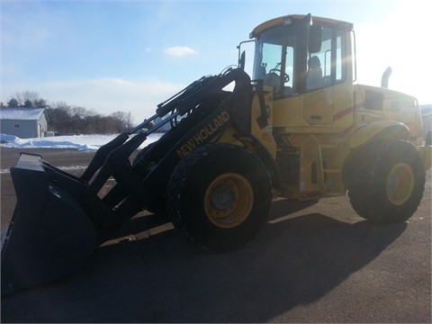 Cargadoras Sobre Ruedas New Holland LW170B 4WD en venta Ref.: 1429739740802106 No. 3