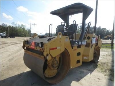 Compactadora De Doble Rodillo Caterpillar CB-534D