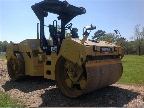 Compactadora De Doble Rodillo Caterpillar CB-564D usada Ref.: 1429911443266357 No. 3