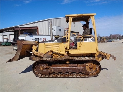 Tractores Sobre Orugas Caterpillar D5C en buenas condiciones Ref.: 1430069133250530 No. 4