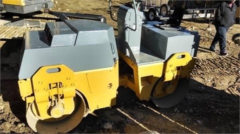 Compactadora De Doble Rodillo Bomag BW100AD