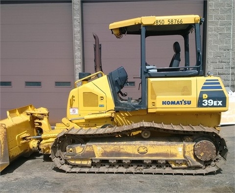 Tractores Sobre Orugas Komatsu D39EX de importacion a la venta Ref.: 1430796989159175 No. 3