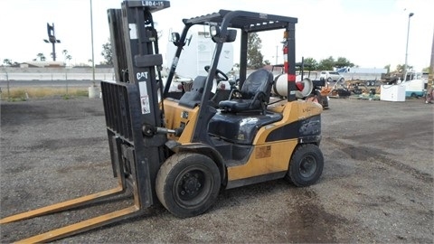 Montacargas Caterpillar P6000