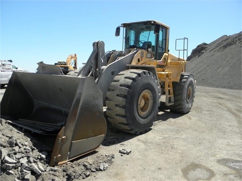 Cargadoras Sobre Ruedas Volvo L220F