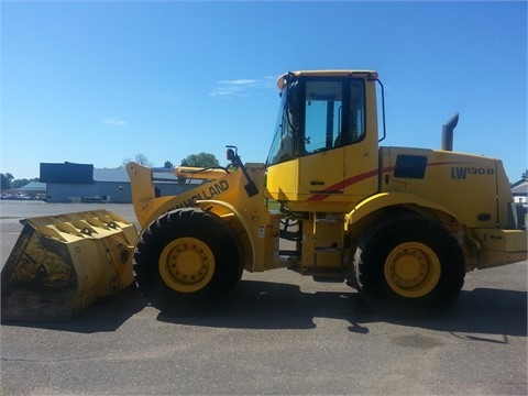 Cargadoras Sobre Ruedas New Holland LW130B