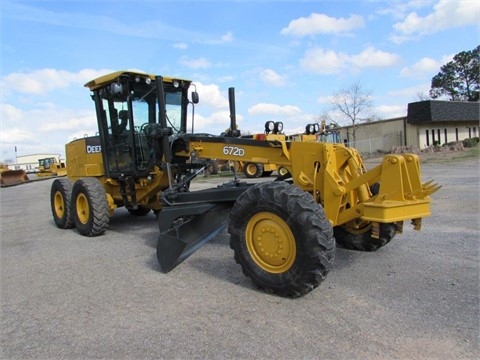 Motoconformadoras Deere 672D