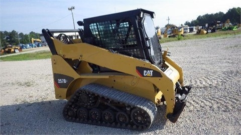 Minicargadores Caterpillar 257B de segunda mano a la venta Ref.: 1435776688857130 No. 4