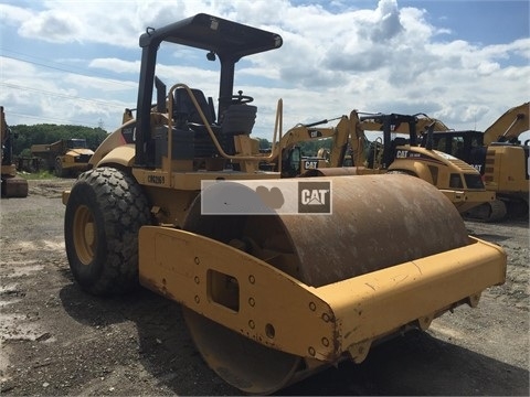 Compactadora Vibratoria Caterpillar CS-563E