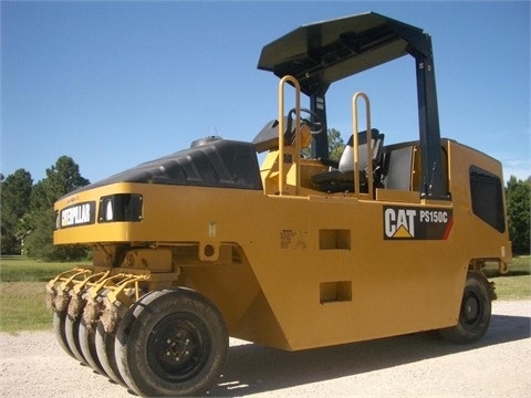 Compactadora Con Llantas Caterpillar PS-150C