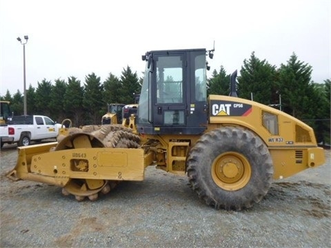 Compactadora Vibratoria Caterpillar CP56