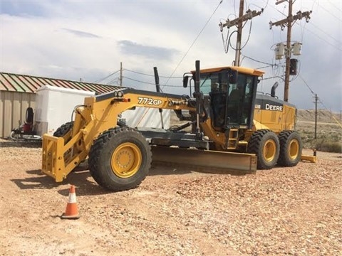 Motoconformadoras Deere 772GP