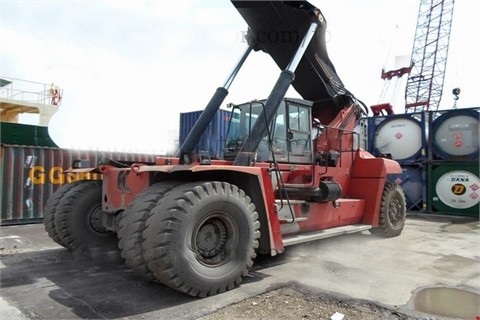 Porta Contenedores Kalmar DRF450-65S5